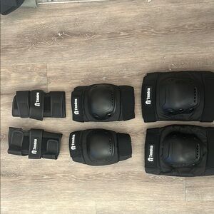 Triple Eight Black Protective Gear Set